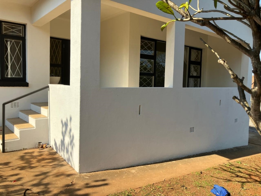 To Let 4 Bedroom Property for Rent in Vanes Estate Eastern Cape
